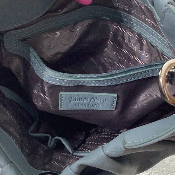 Simply Vera VERA WANG - shoulder bag - baby blue gray - silver chain strap - Picture 4 of 5